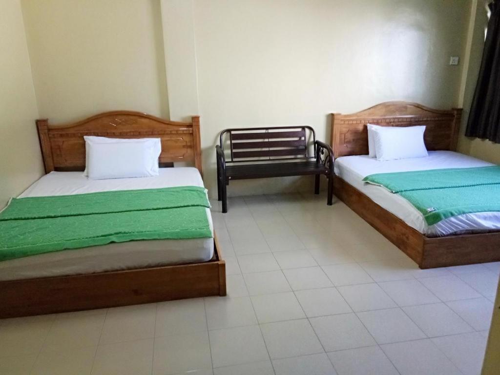 History Hotel Кангар Екстер'єр фото